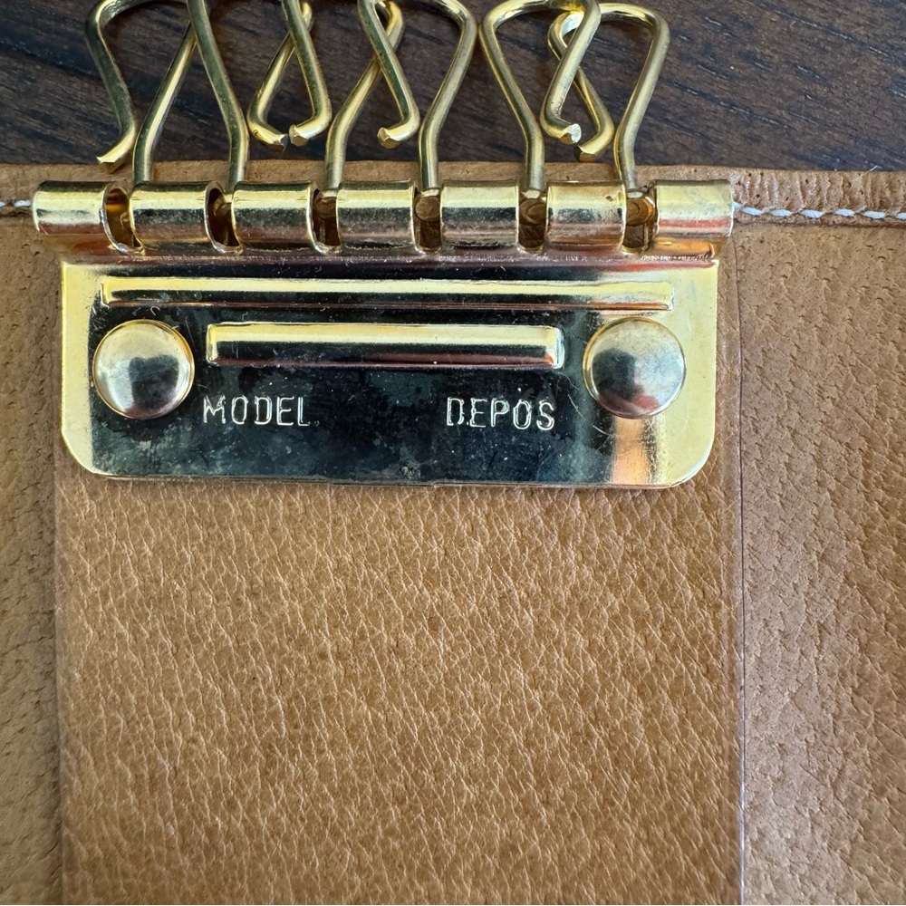 Gucci GG Monogram Key Holder w/Box - Picture 10 of 15